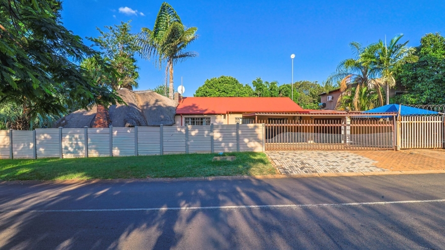 3 Bedroom Property for Sale in Bodorp North West